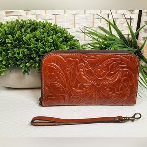 Patricia Nash Ragusa Tooled Leather
Zip Around Wallet|Clutch|Wallet - Florence
